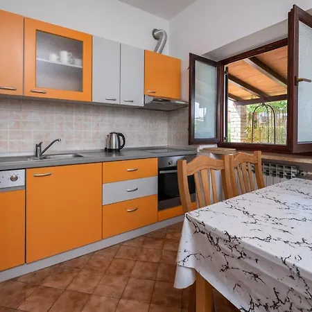 House Nina, 6 Bedroom & Private Pool * Koromani