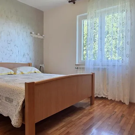 House Nina, 6 Bedroom & Private Pool Holiday home Koromani
