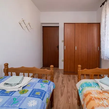 Holiday home House Nina, 6 Bedroom & Private Pool